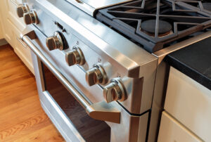 gas range diagonal knobs